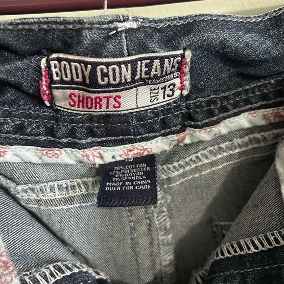 Body Con Jeans Denim Shorts - Picture 3 of 3